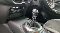 Nissan Juke 1.0 DiG-T N-Connecta 5dr Petrol Hatchback